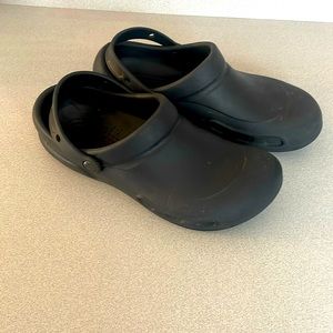 Crocks Men’s 10 Women’s 12 black